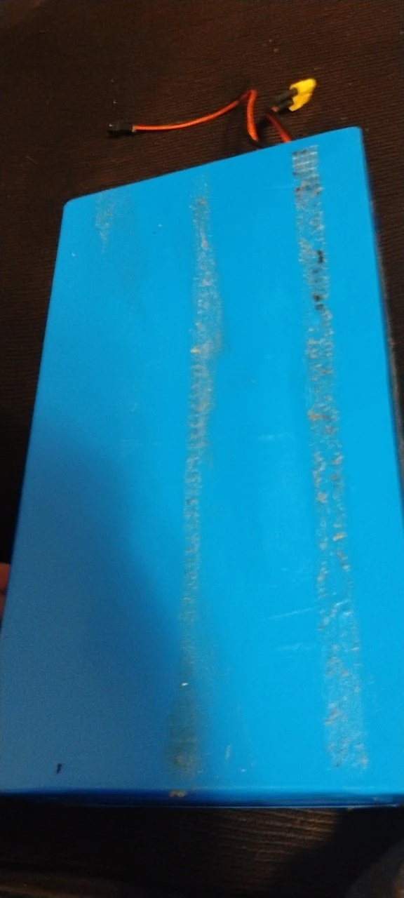 60 volt 30 amp hour battry - photo 2