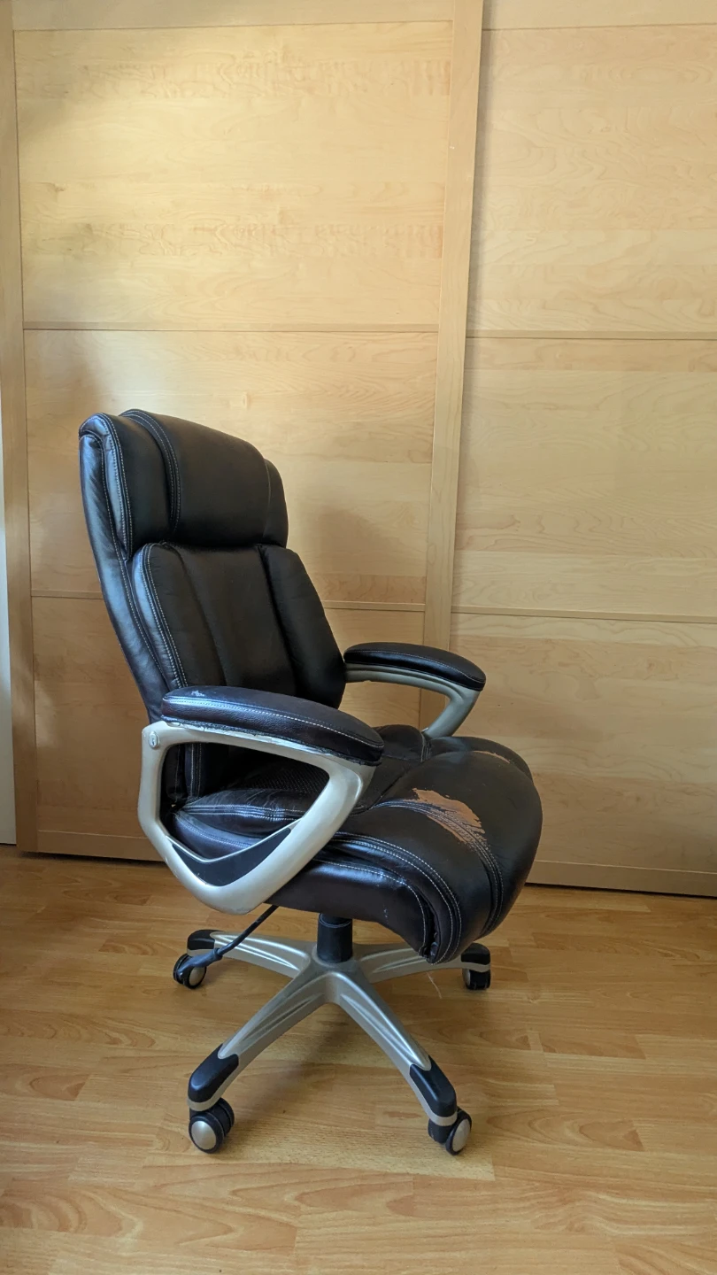 Costco office chair - photo 2