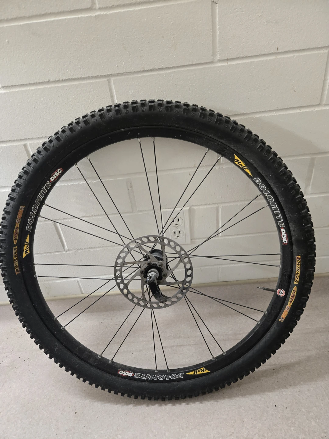 Bontrager "Roll" Dolomite Disc Mountain Bike Wheel - photo 2