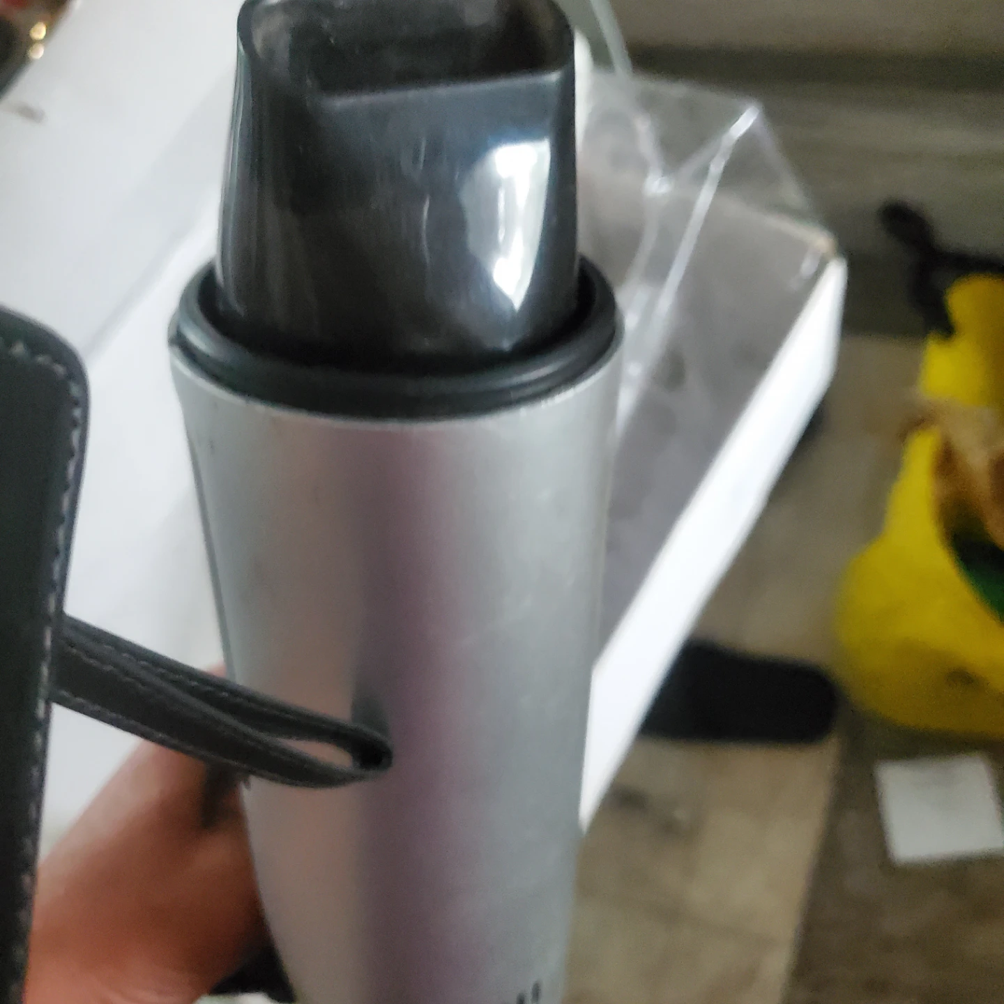 Handheld Vacuum Cleaner - photo 3
