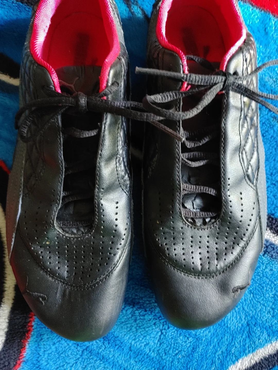 Puma Black & Pink Athletic Shoes - photo 2