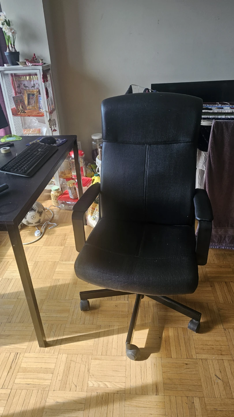 Black Office Chair