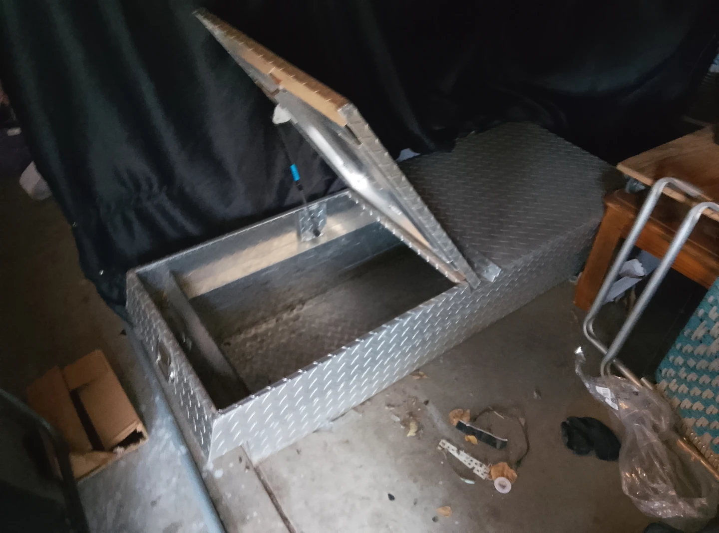 Aluminum Diamond Plate Truck Tool Box - photo 2