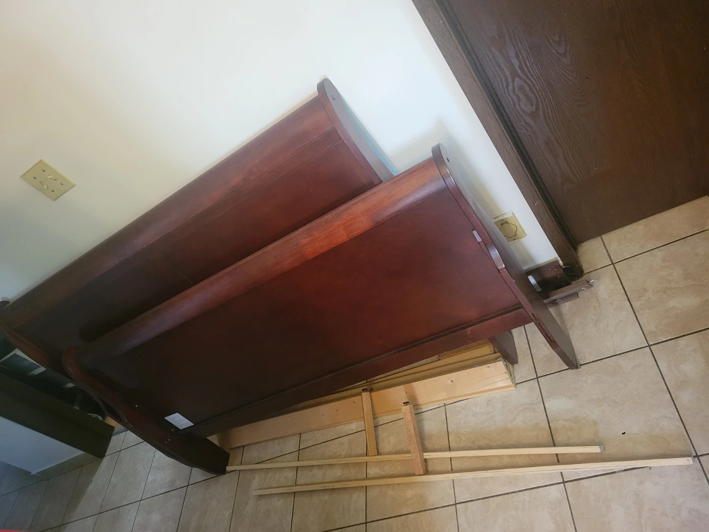 Queen Wooden Sleigh Bed Frame and Box - photo 5