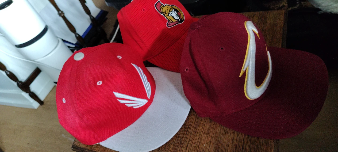 New Era 9FIFTY MLB and NHL Authentic Hats - photo 3