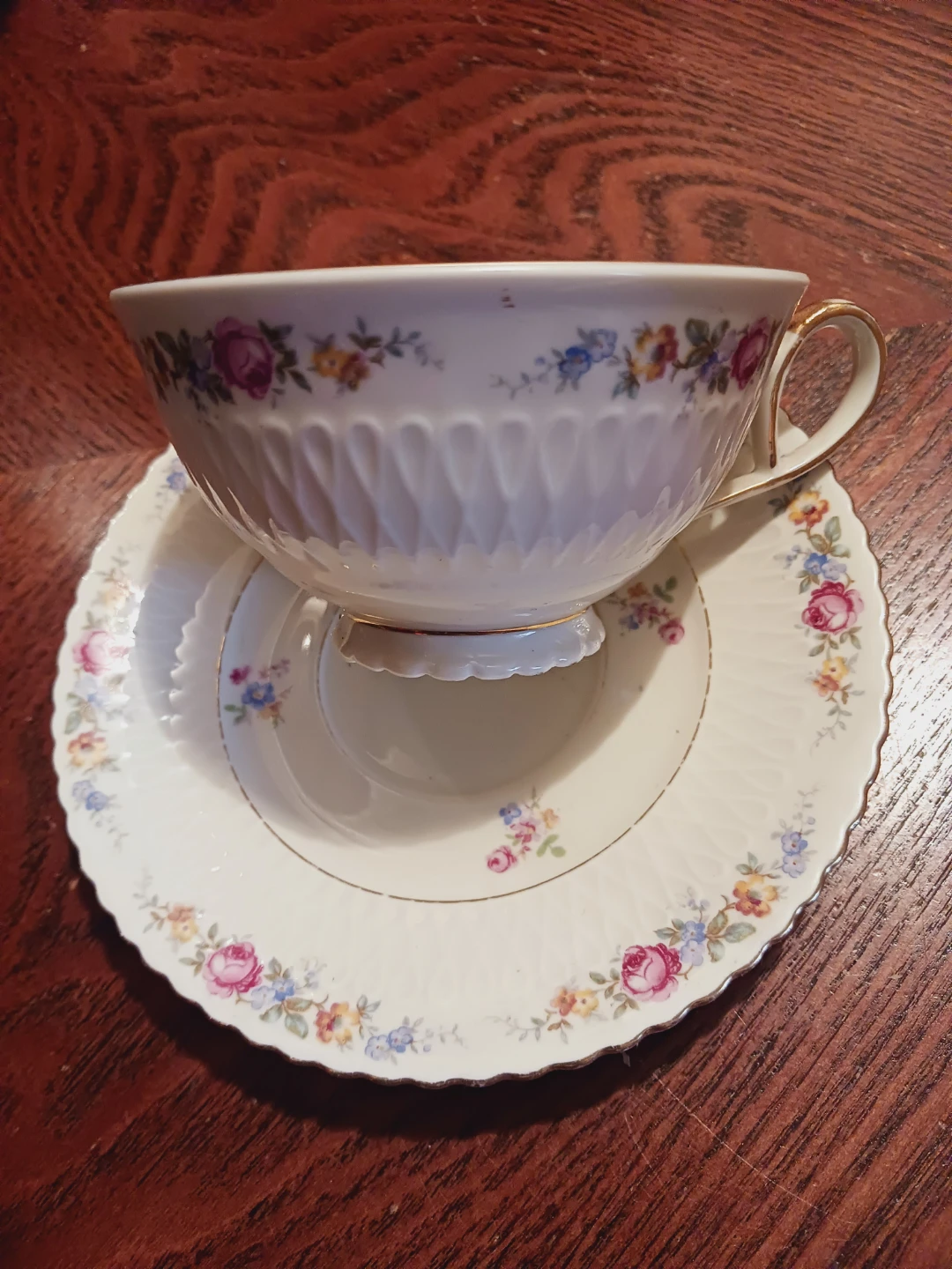 Seltmann Weiden German Porcelain Teacup and Saucer Set - photo 4