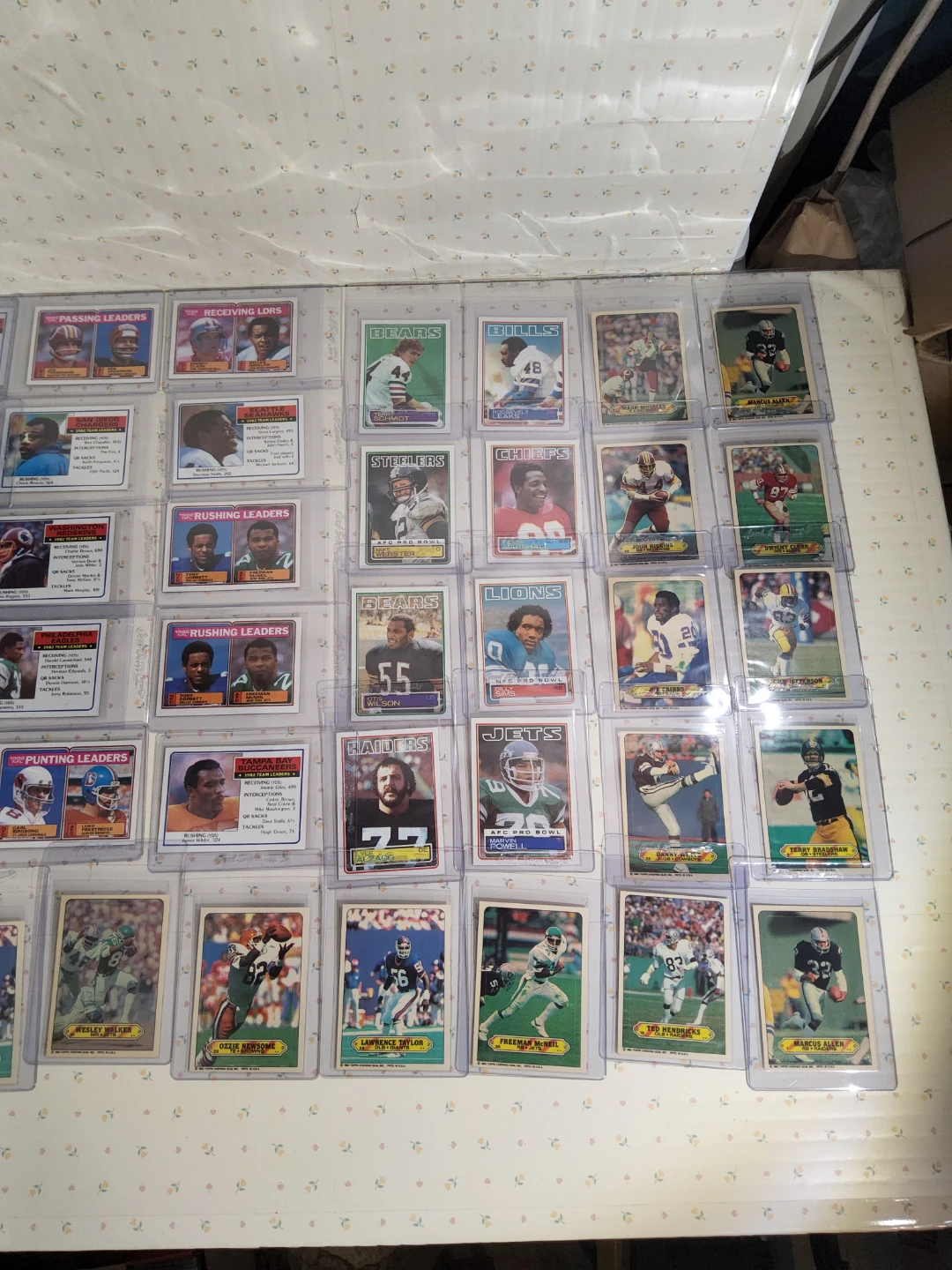 Sport Cards Collection NFL MLB Topps 1983 PSA 10 lot 7 - photo 4