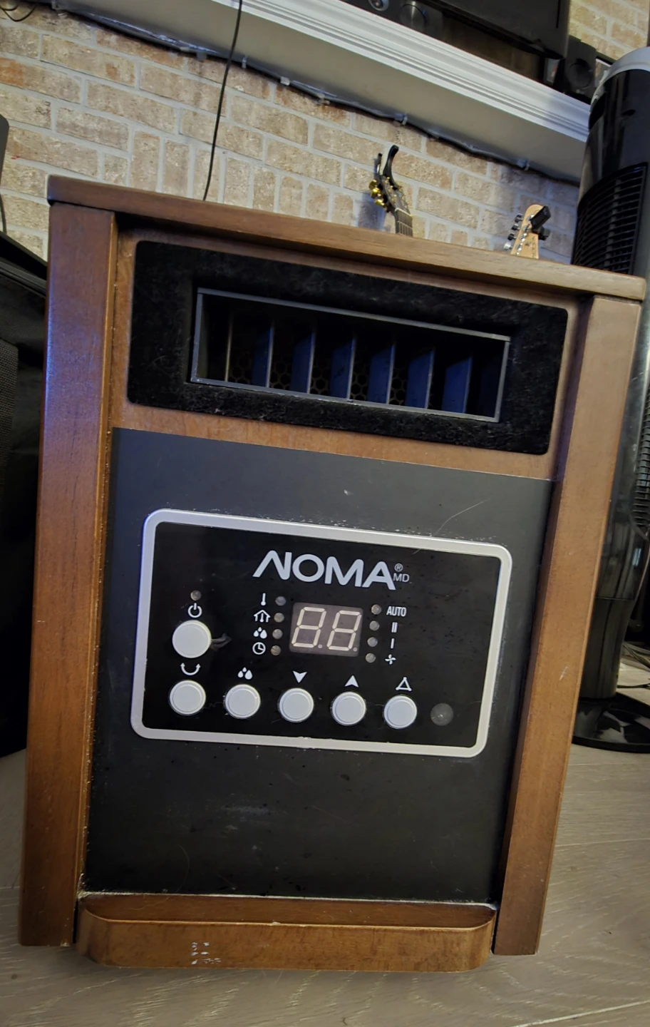 NOMA Wooden Box Infrared Heater Humidifier