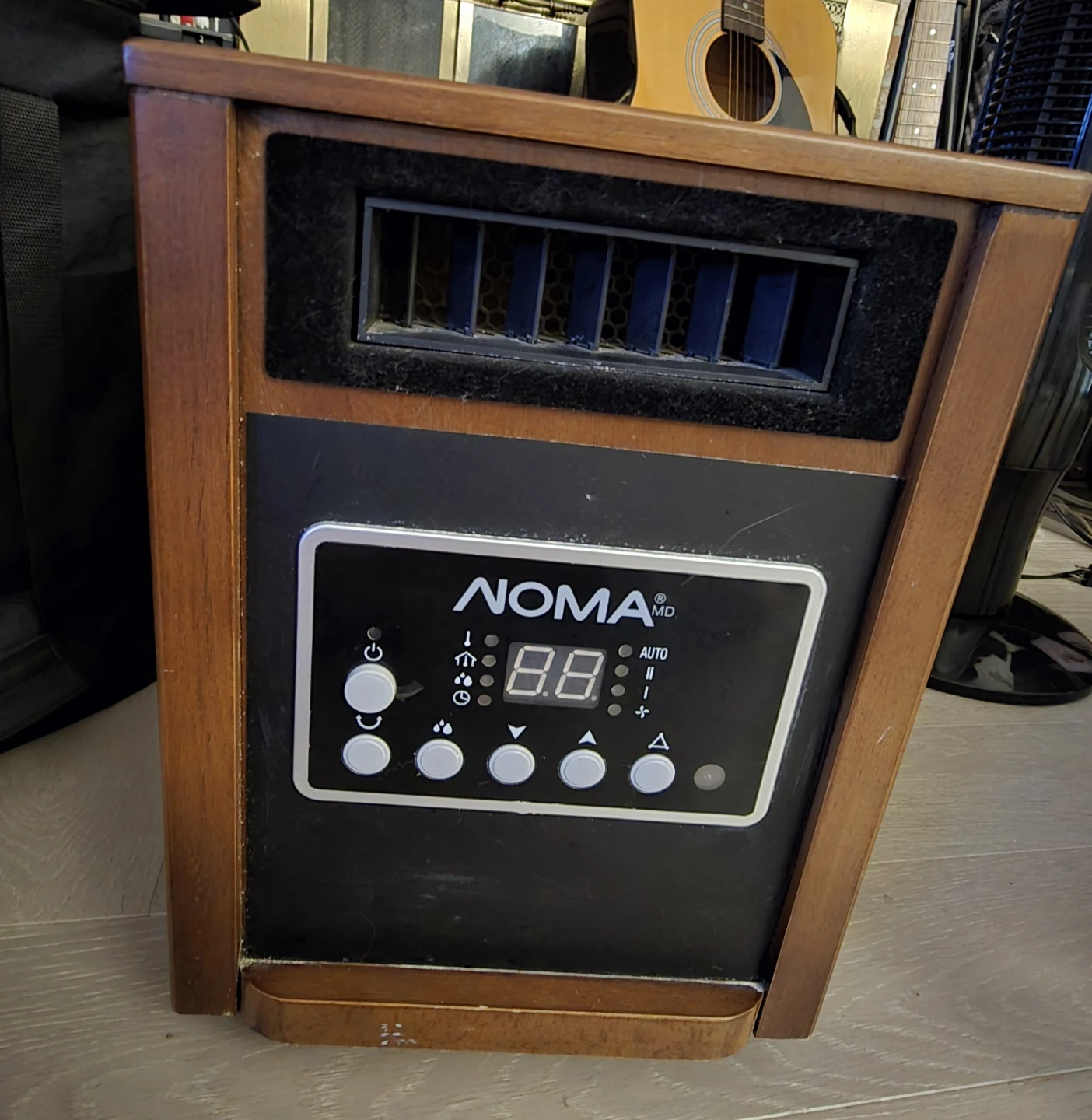 NOMA Wooden Box Infrared Heater Humidifier - photo 2