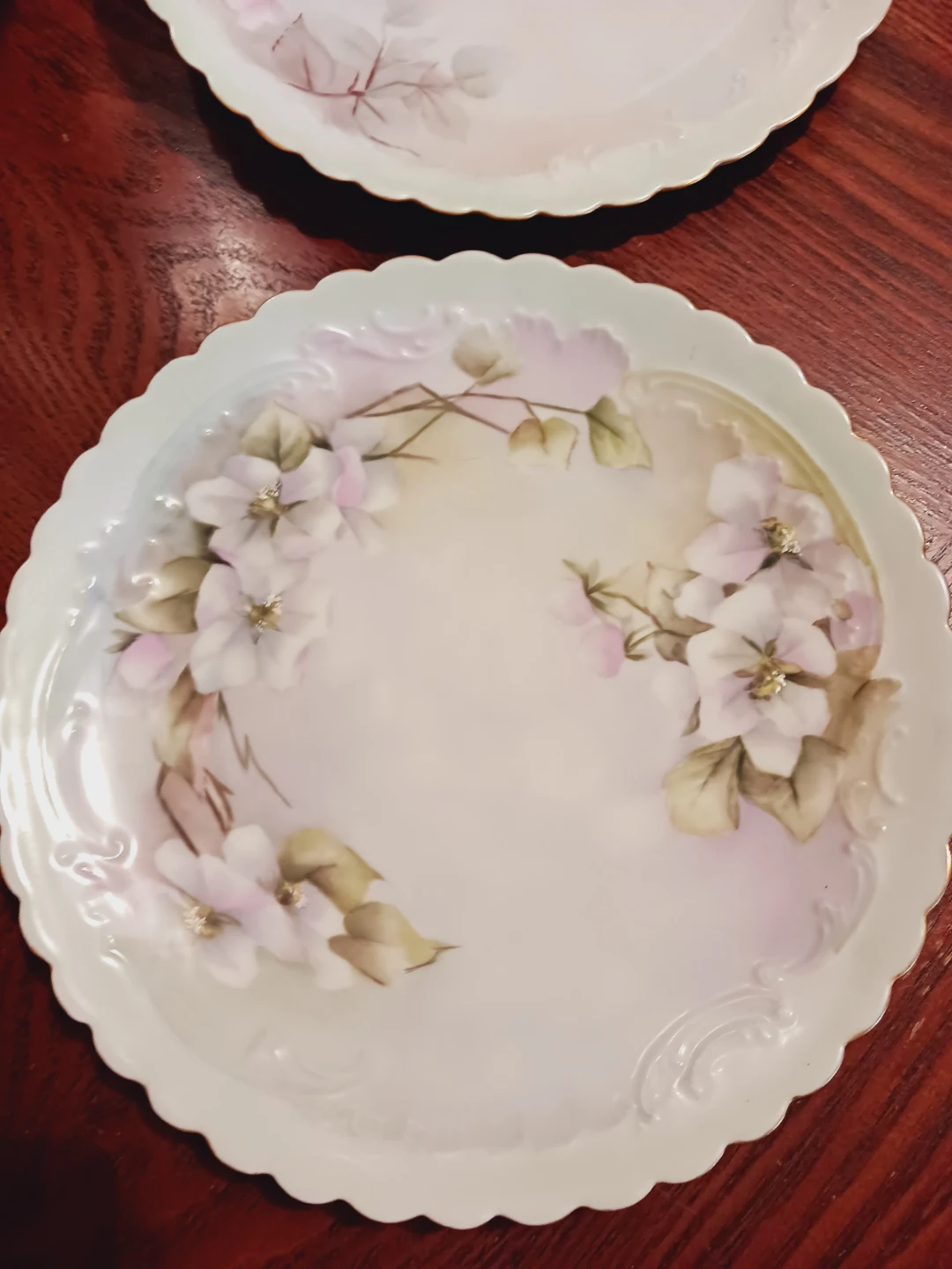 Set of 2 × Limoges France Handpainted Plates - photo 2