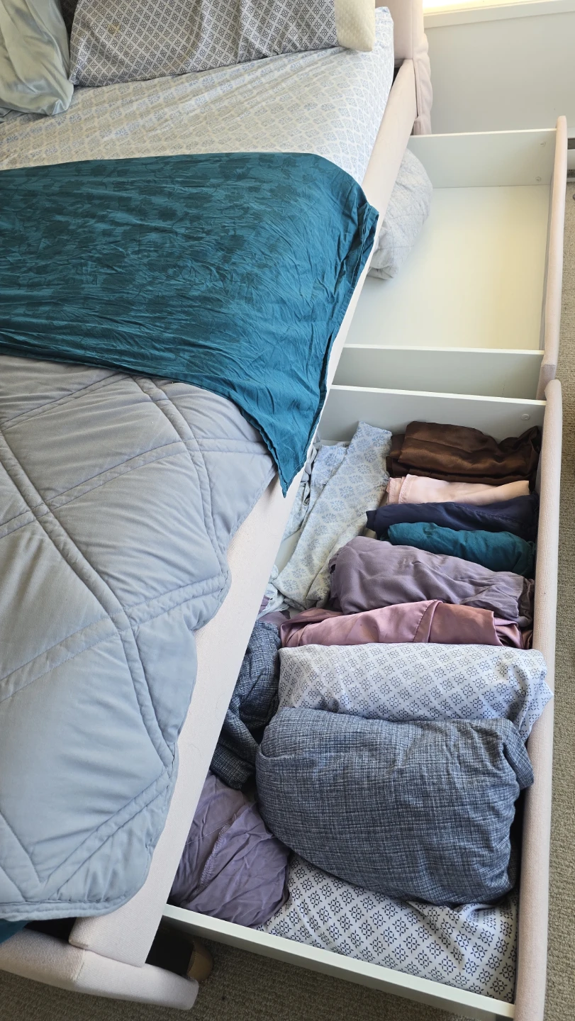 *MUST GO ASAP* Queen Storage Bed AND Mattress, FREEbies 🤑 - photo 3