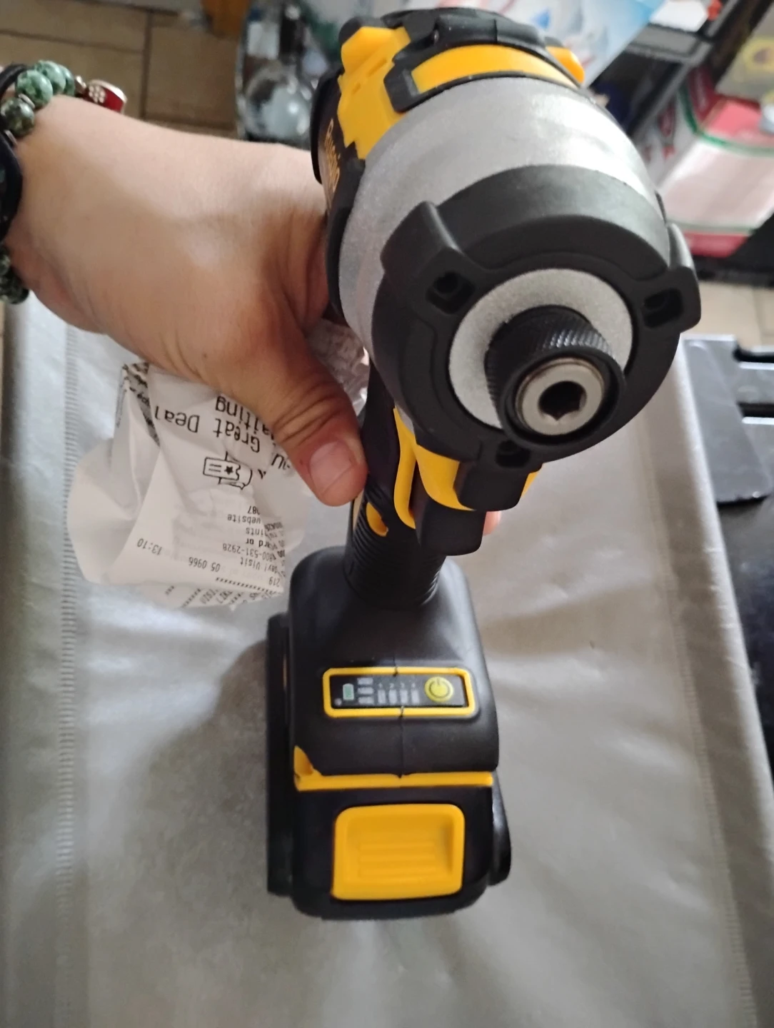 Rueqior 1/4 inch Brushless Impact Driver (brand new) - photo 2