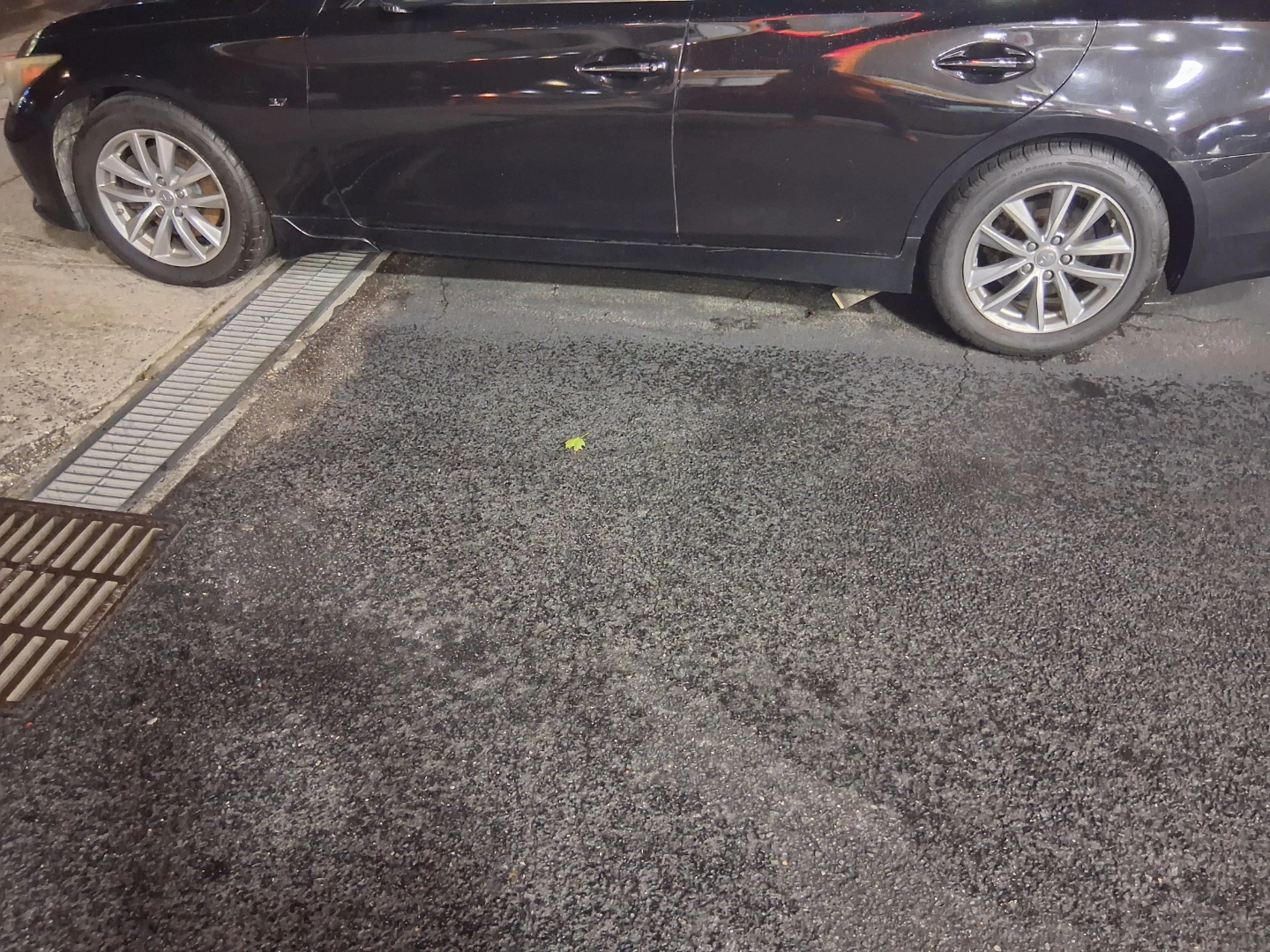 2014 Infiniti Q50 AWD Sedan - photo 3