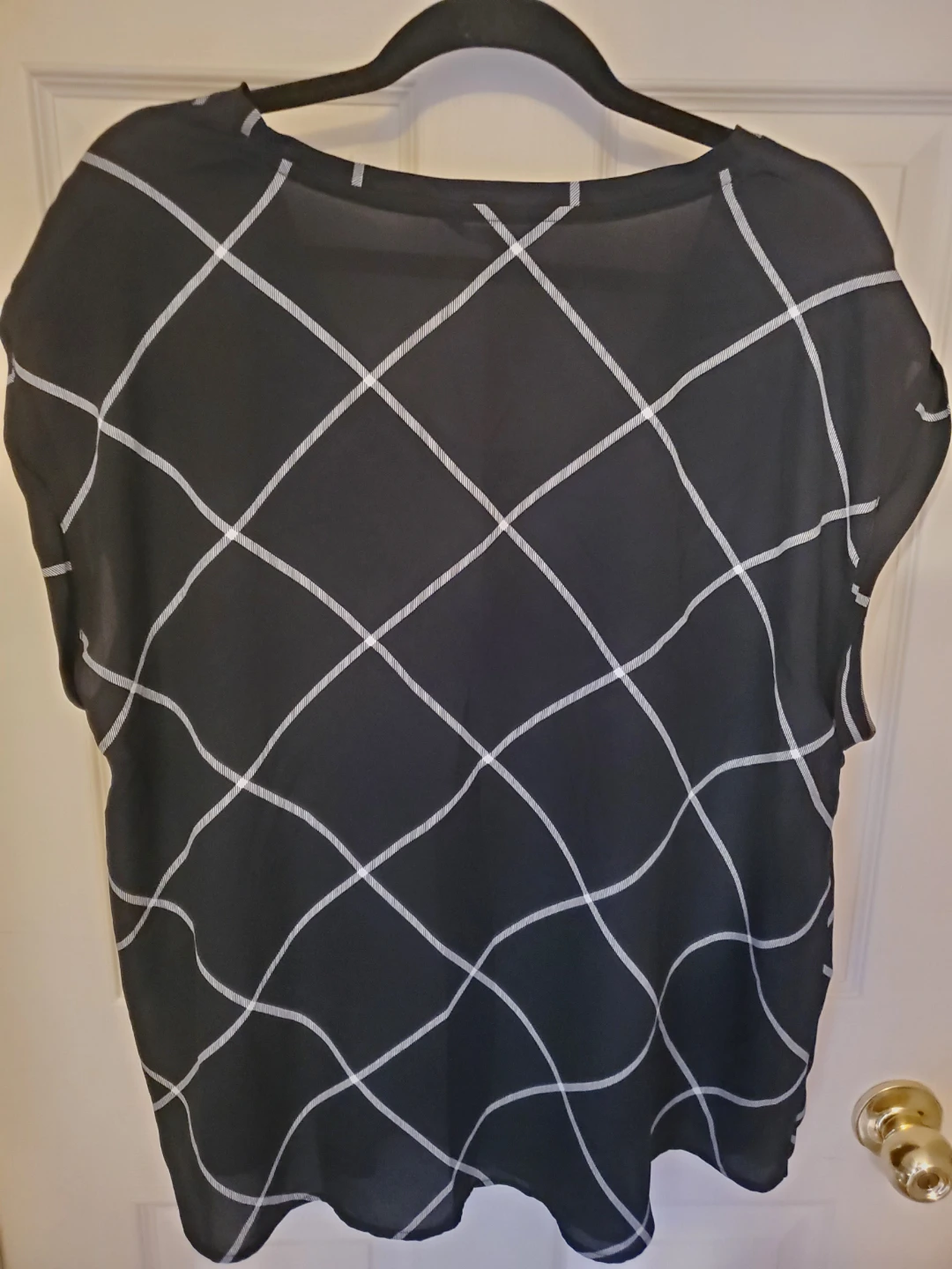 Plus Size Geometric Patterned Sleeveless Top - photo 4