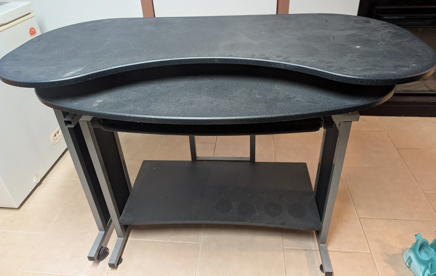 Office desk and chair