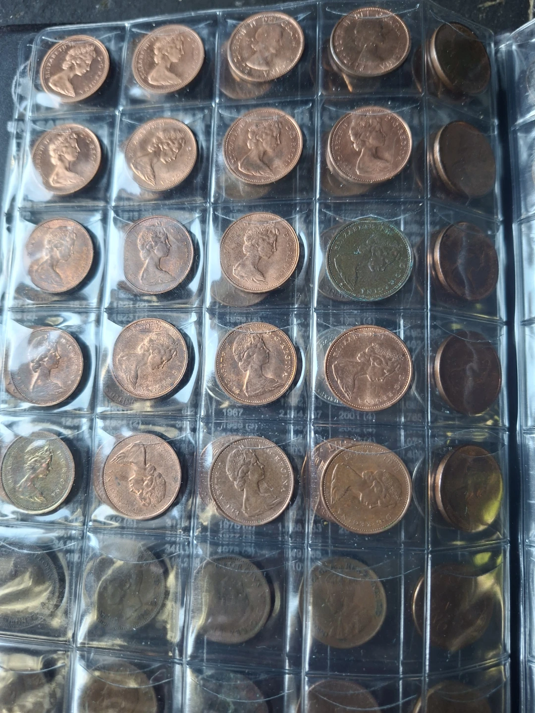 Collection of assorted Canadian and US pennies - photo 5