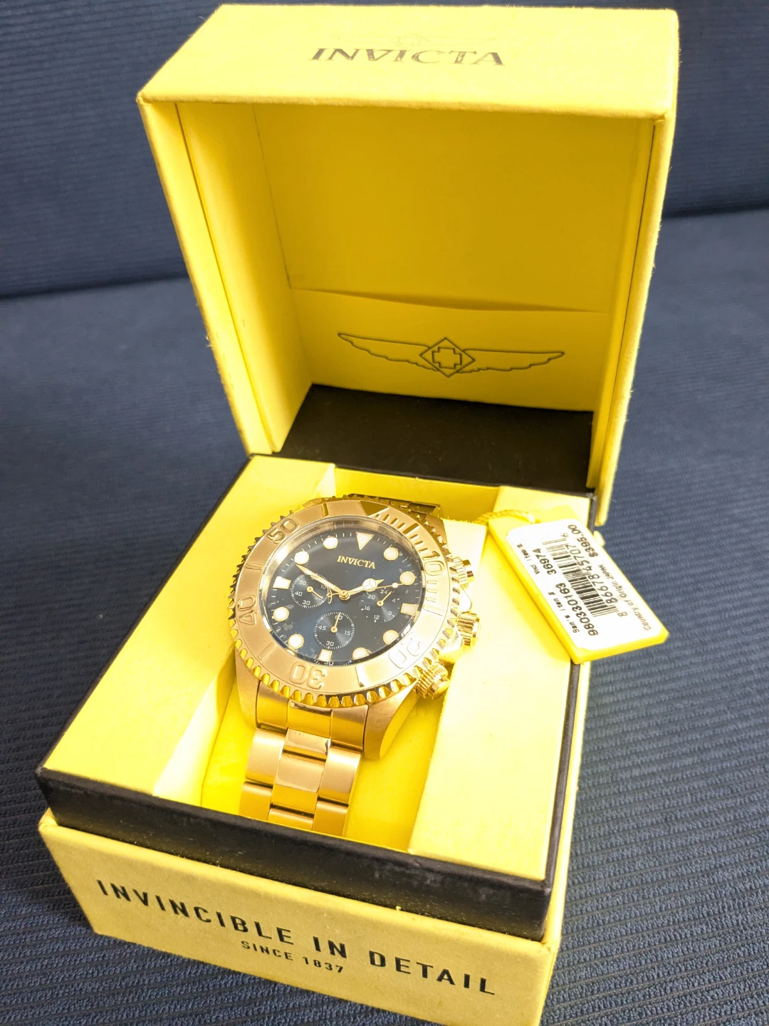 Invicta Men's Pro-Diver Quartz 47mm Gold / Blue Dial