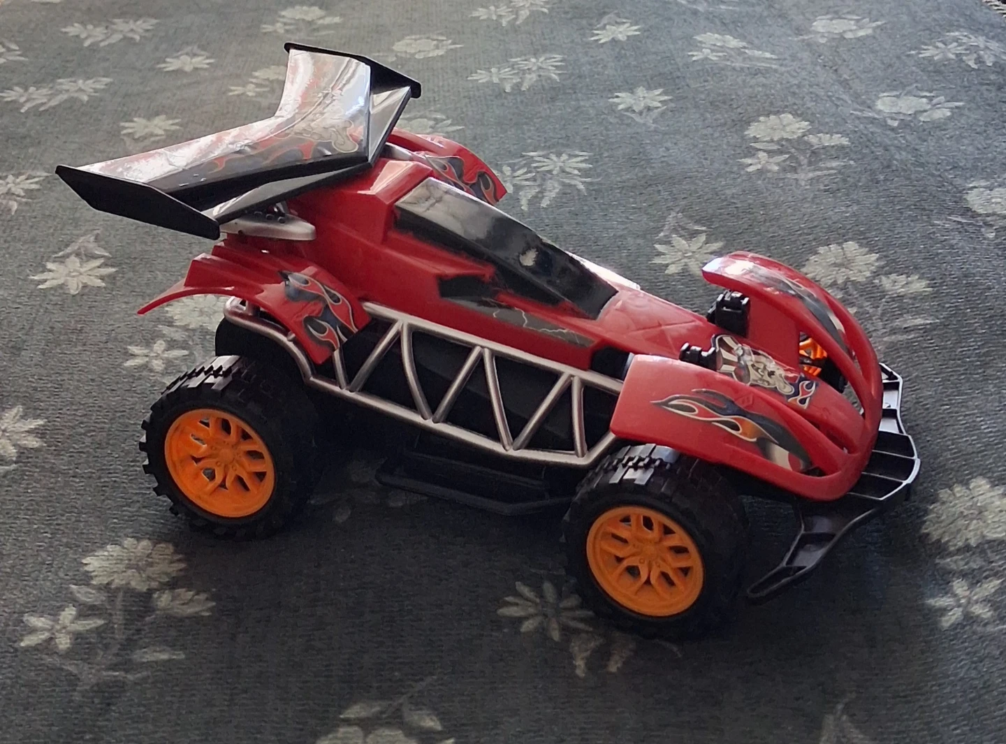 Red RC Race pullback Car Toy with Skull Graphics
