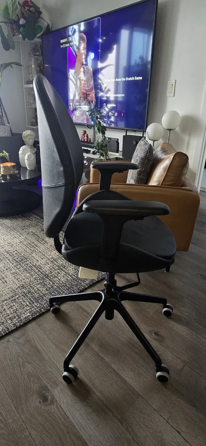 IKEA HATTEFJALL Office Chair in Black Leather - photo 3