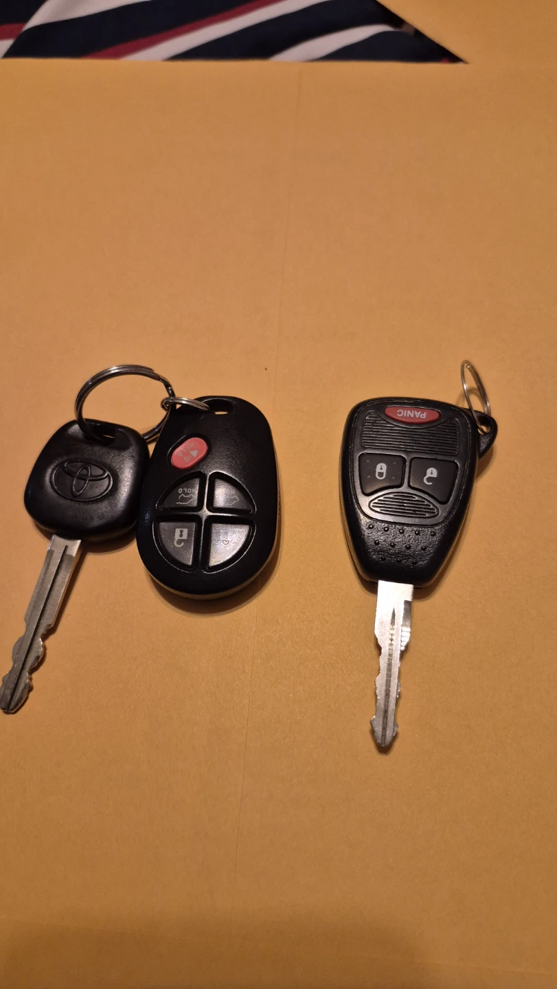 2 Programmable Car Keys for sale, Toyota & Dodge