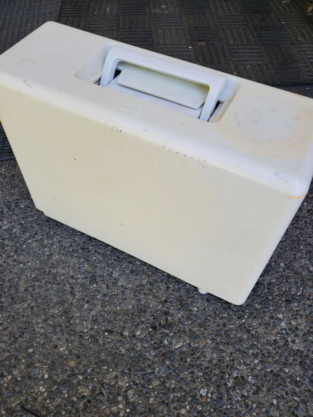 Janome  sewing machine - photo 2