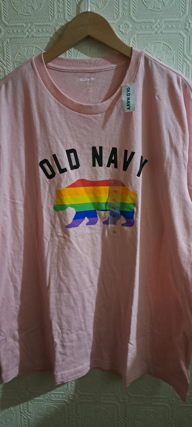 Old Navy Pink Rainbow Bear T-Shirt XL, 100% Cotton. Unisex.