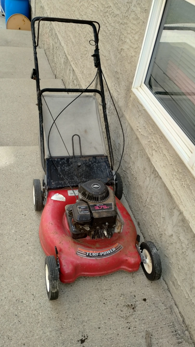 Turf-Power Lawnmower with Briggs & Stratton 3.75 HP Engine - photo 2