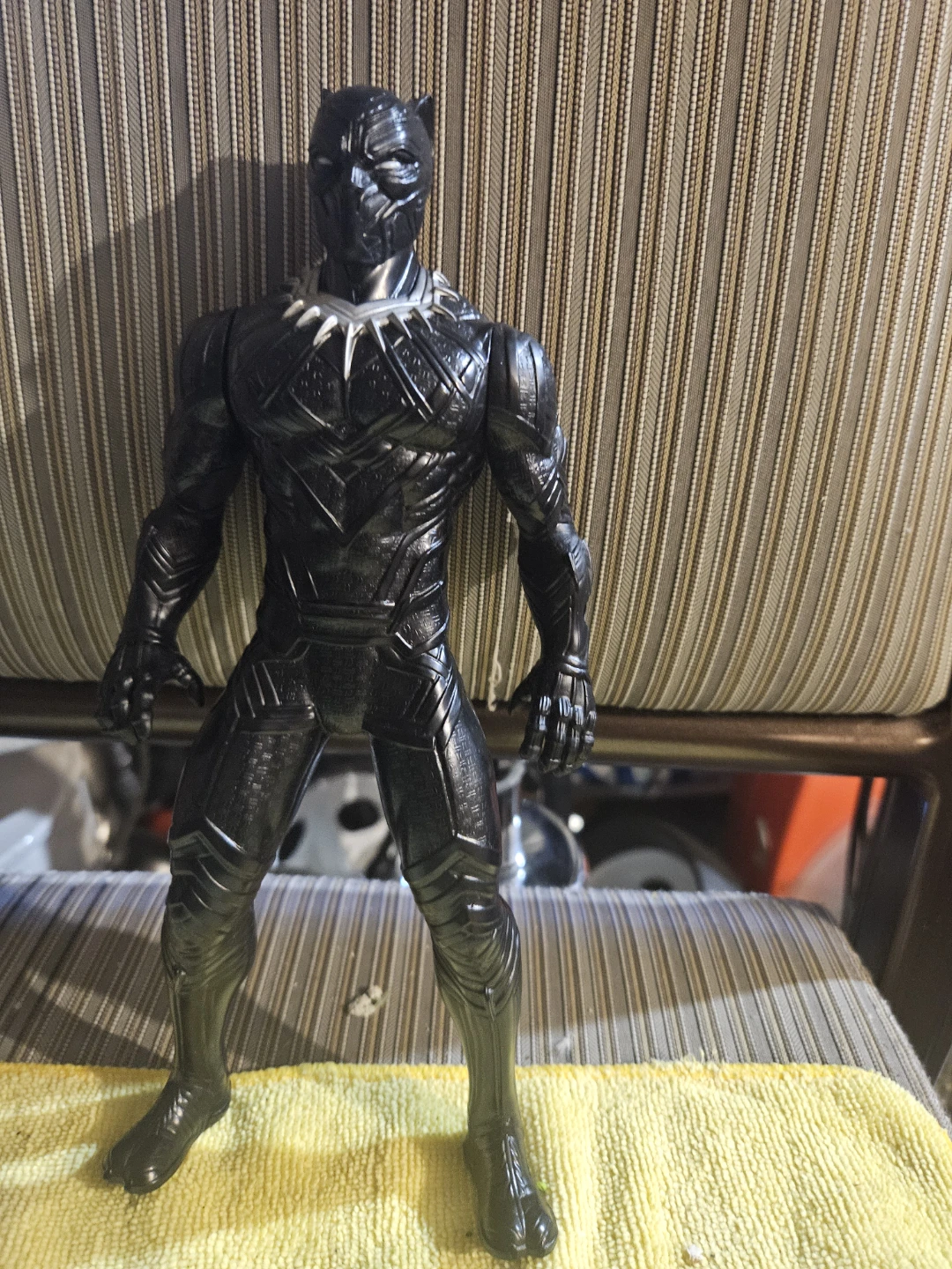 Black Panther Action Figure - photo 2