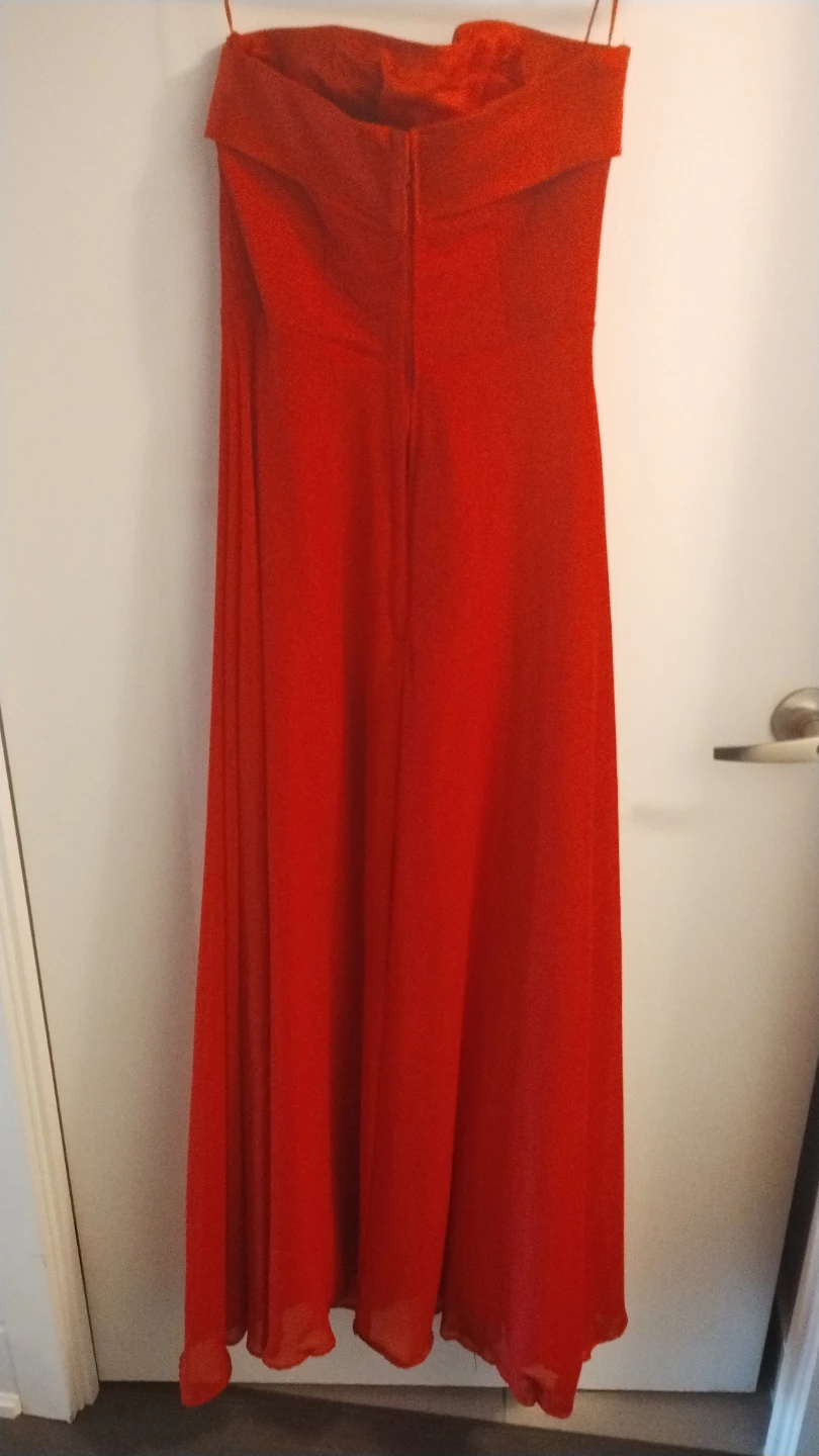 Red Strapless A-line Formal Gown - photo 3
