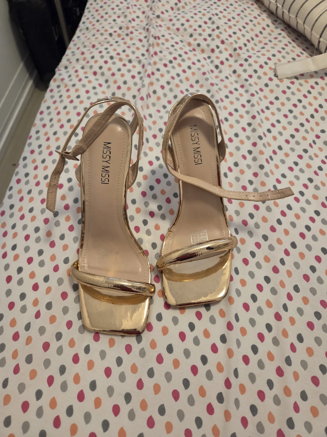 Missy Missi Gold Heeled Sandals - photo 2