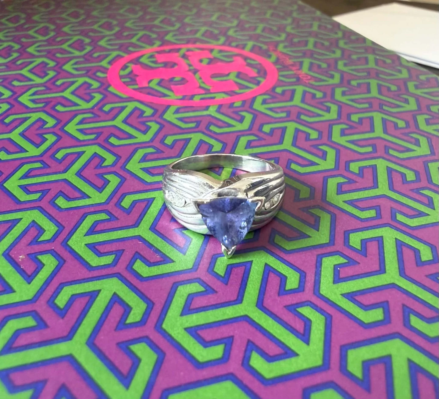 14K White Gold Tanzanite and Diamond Ring - photo 4