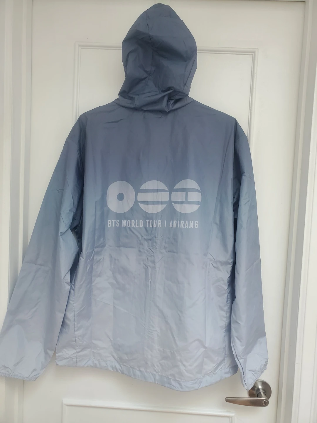 BTS Windbreaker XL