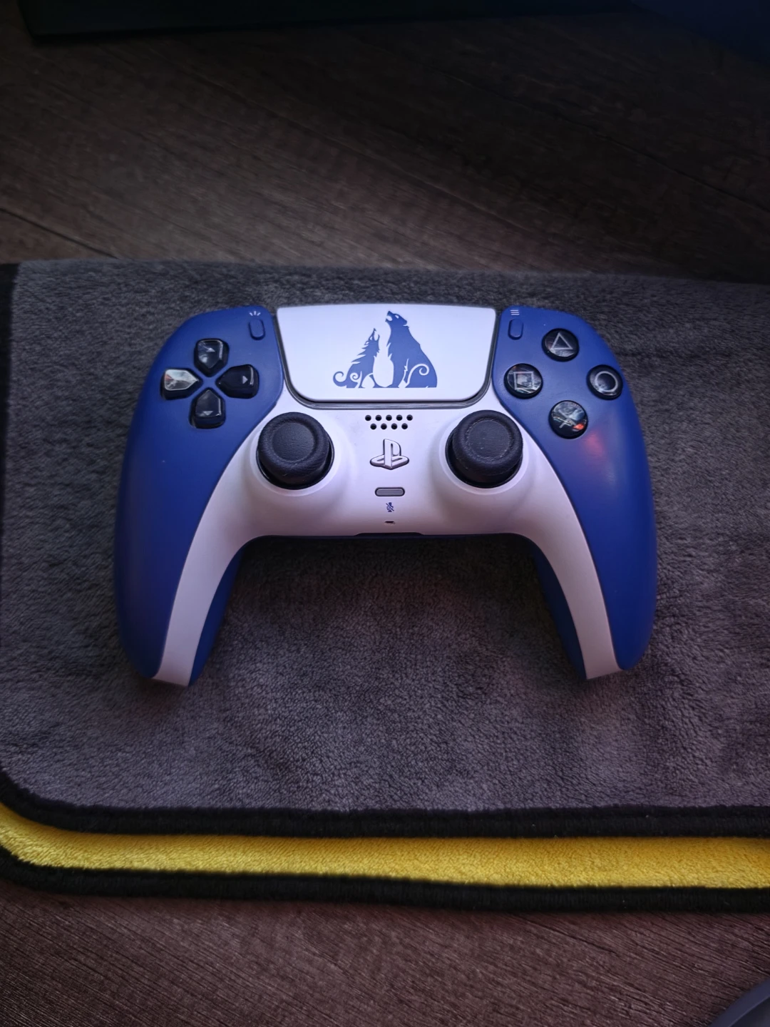 Sony DualSense Wireless Controller - God of War Ragnarök Edition