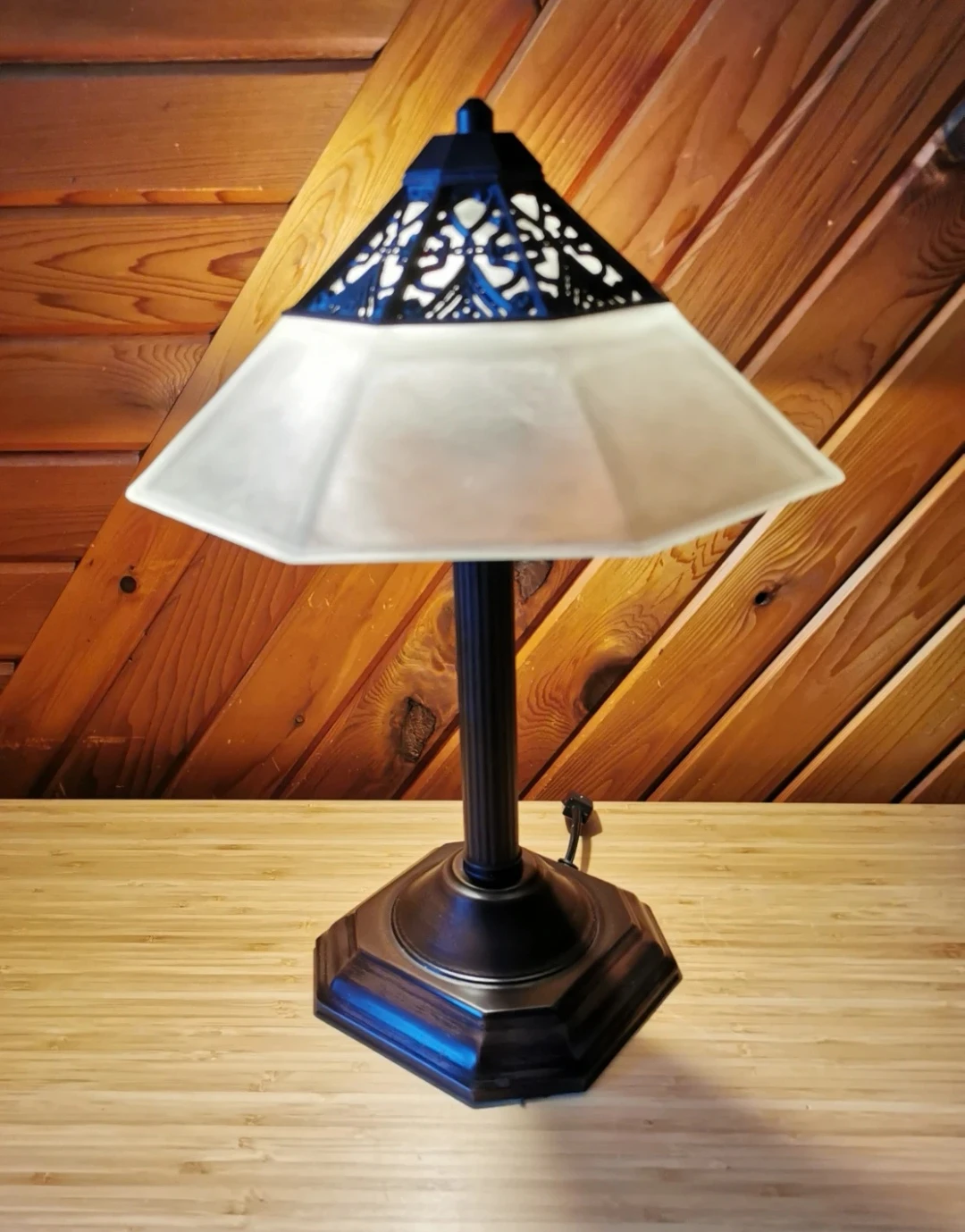 Vintage Heavy Frosted Glass Table Lamp - photo 3
