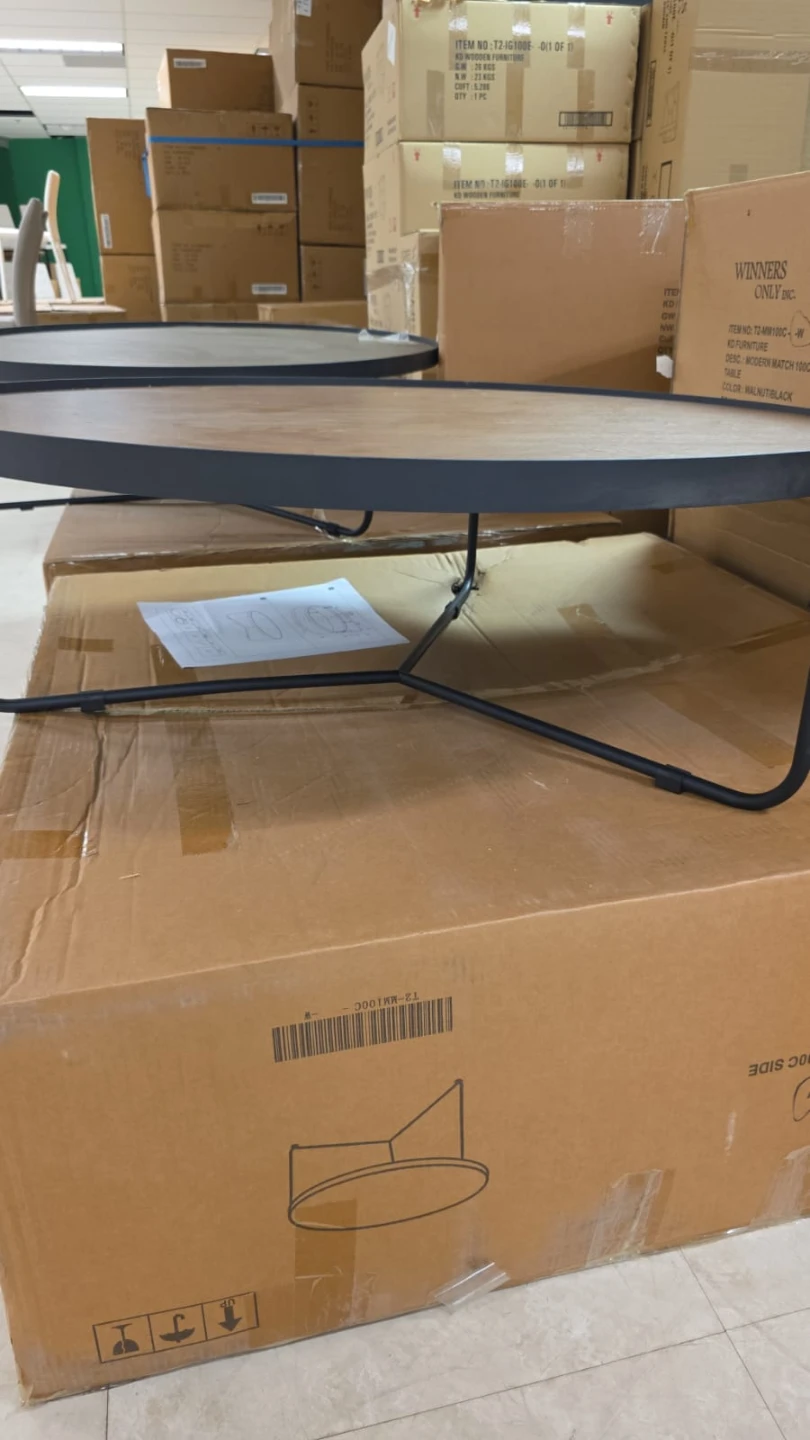 Round wood top coffee table - photo 2