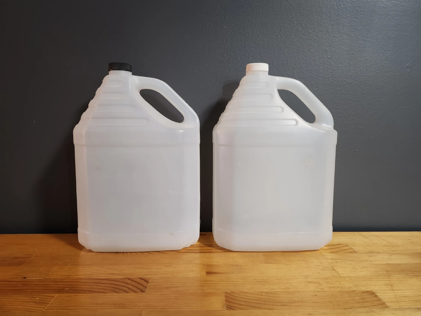 Plastic Jugs with Caps- (Set of 2 × 4L)