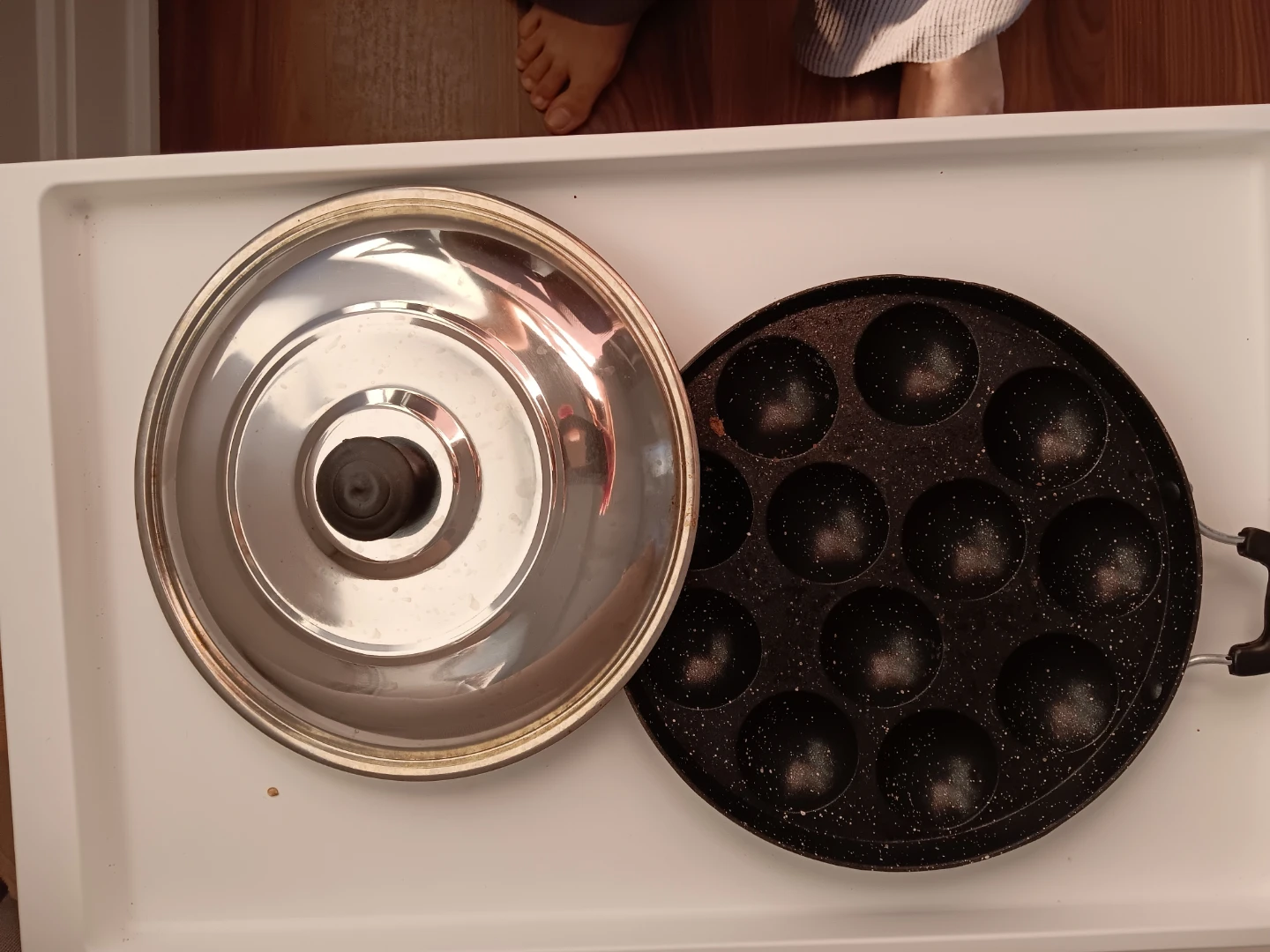 12-Cup Non-Stick Paniyappam Maker with Lid