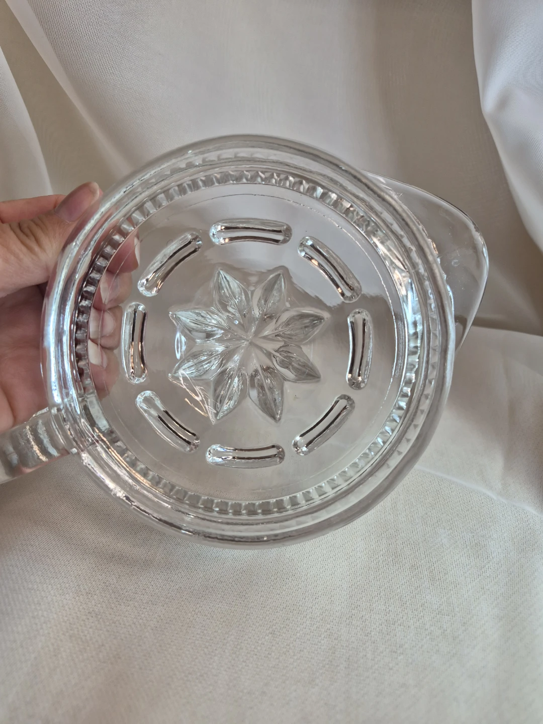 Beautiful 5" Vintage Hand Held Juicer - photo 5