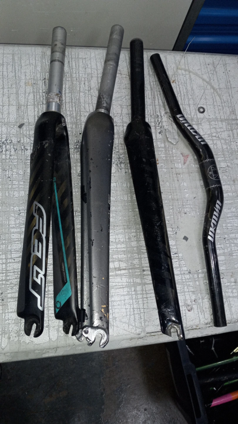 CARBON BIKE PARTS FOR SALE - photo 3