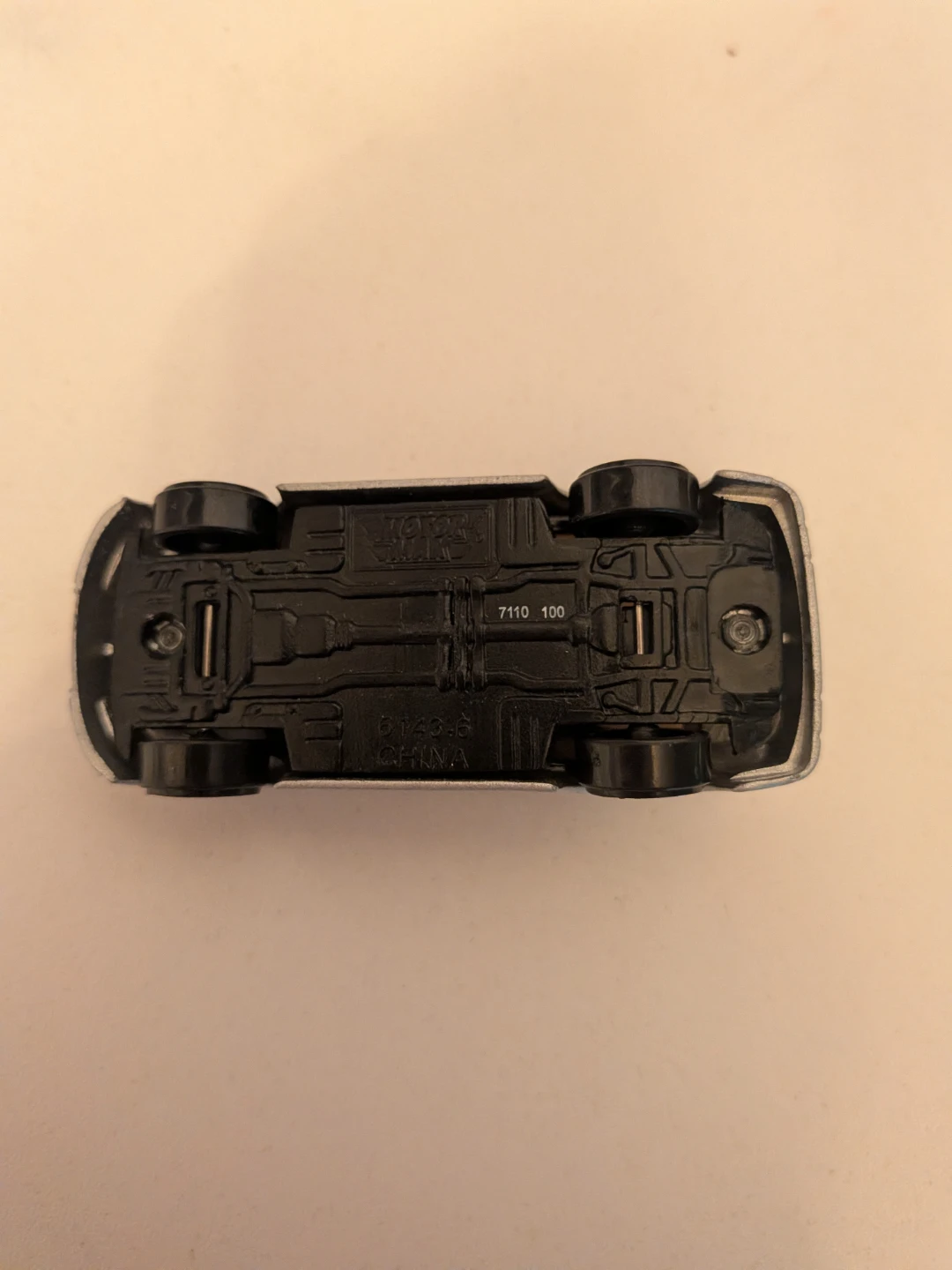 Motor Max die-cast silver car - photo 4