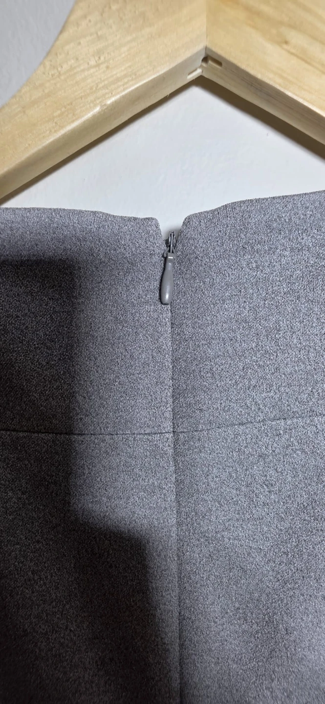 Calvin Klein Grey Sleeveless Sheath Dress - photo 3