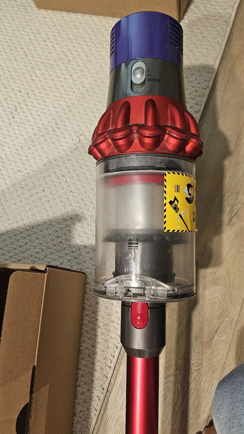 Dyson Cyclone V10 - photo 2