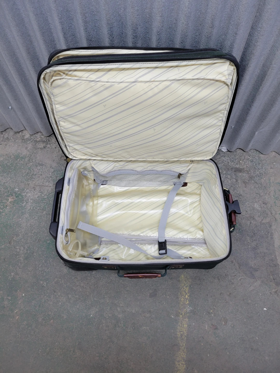 Santa Cruz small Rolling Suitcase - Green - photo 4