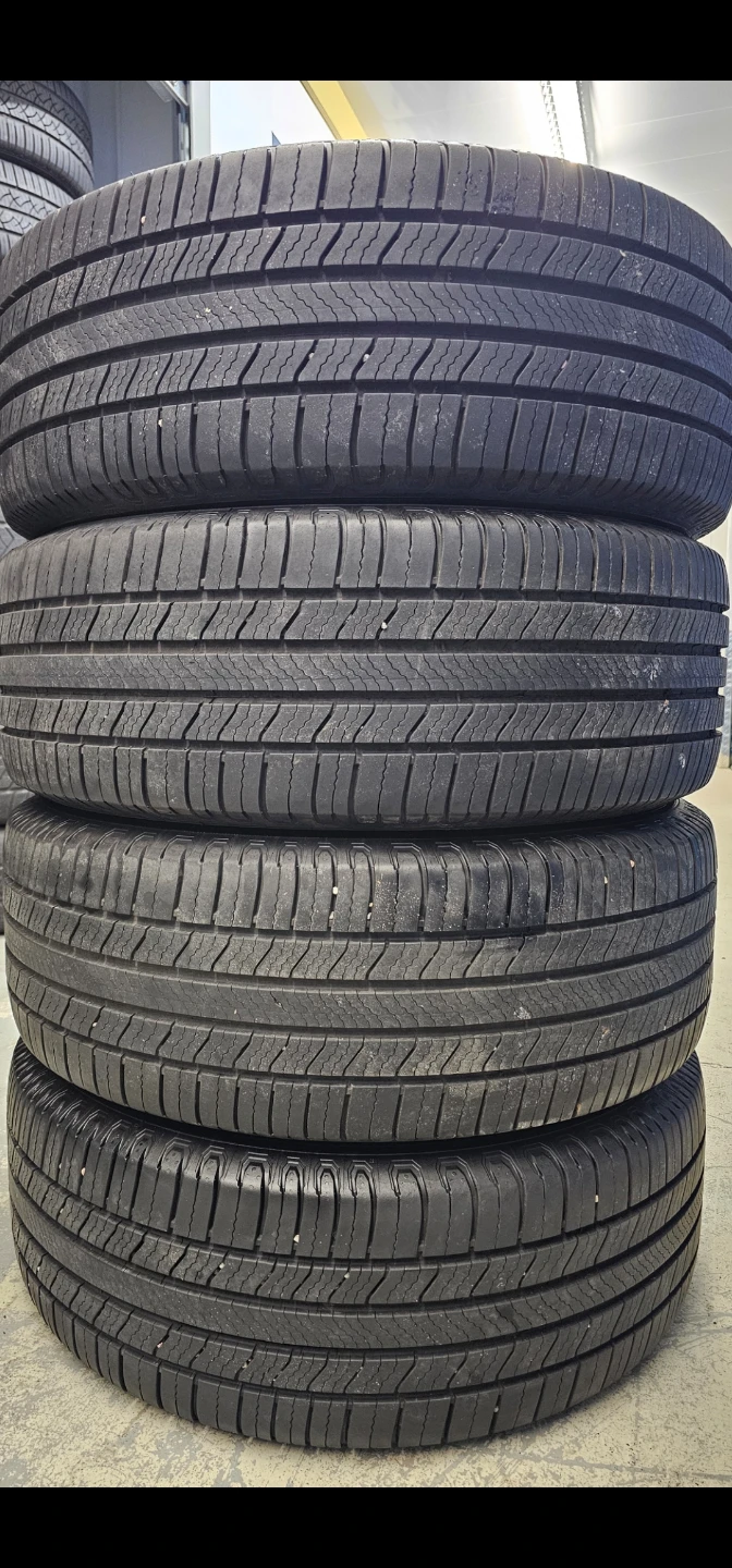 FORD EDGE O.E.M RIMS AND ALL SEASON TIRES 245/50 R20 - photo 3