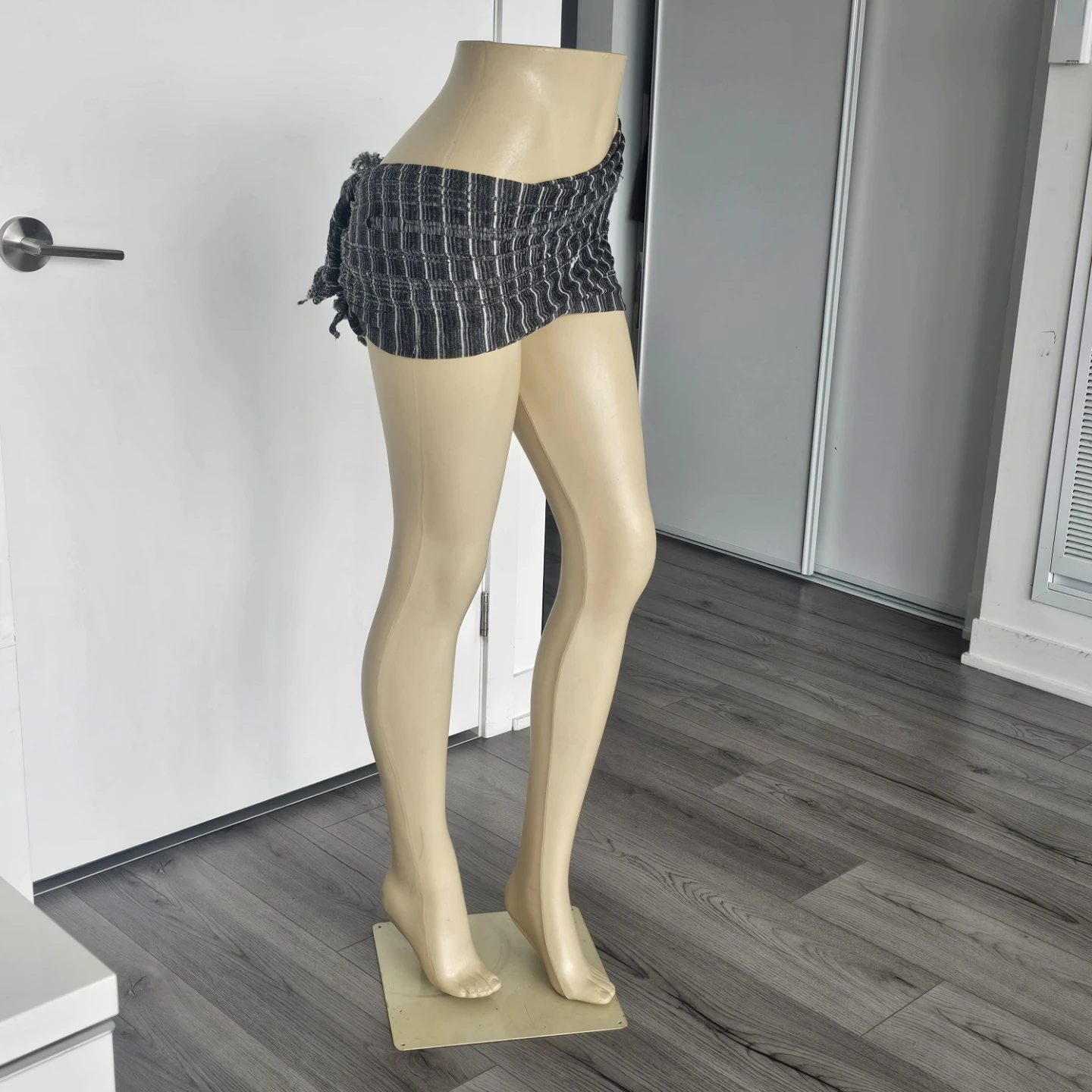Female Lower Body Mannequin with Stand – Brazilian - photo 2