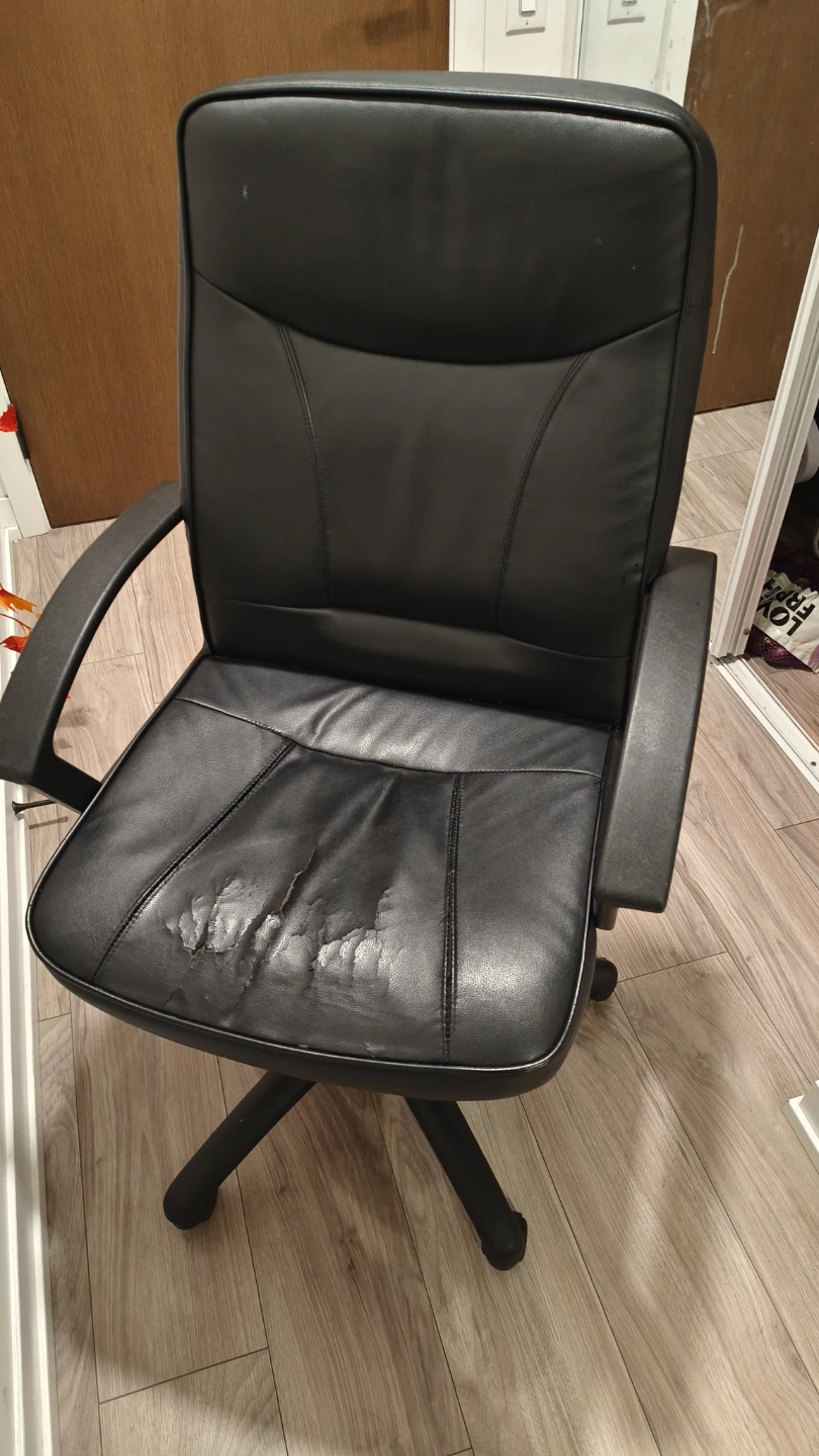Black Office Chair - photo 2
