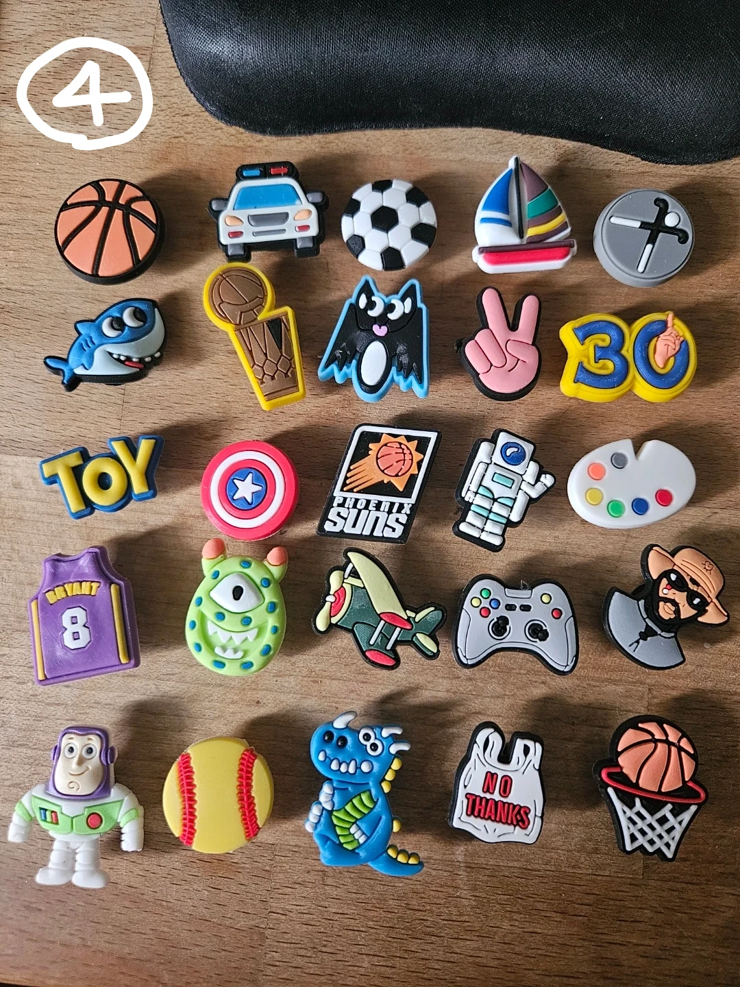 Assorted Shoe Charms (Charms for Crocs) - photo 4