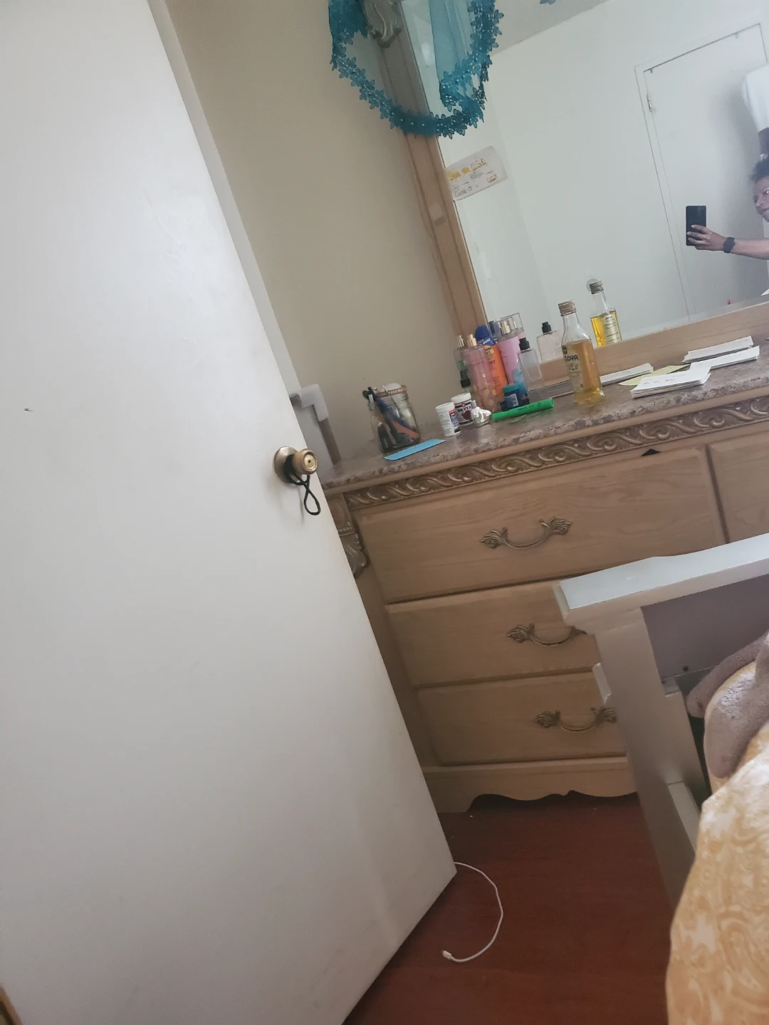 Six draw mirror Waldrop dresser