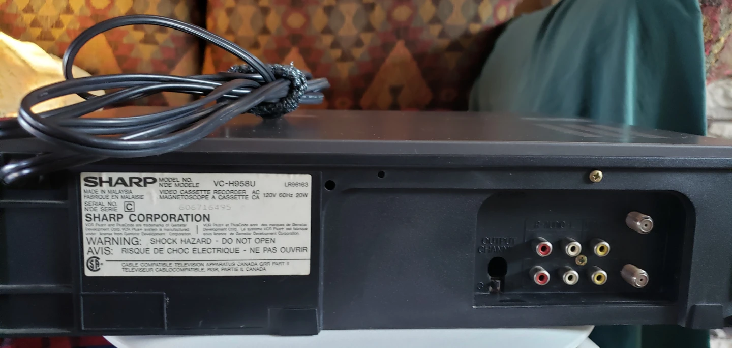 Sharp VC-H958U VCR - photo 4