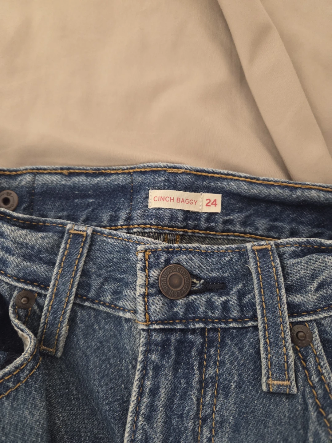 Levi's Cinch wide leg Baggy Jeans Size 24 - photo 3